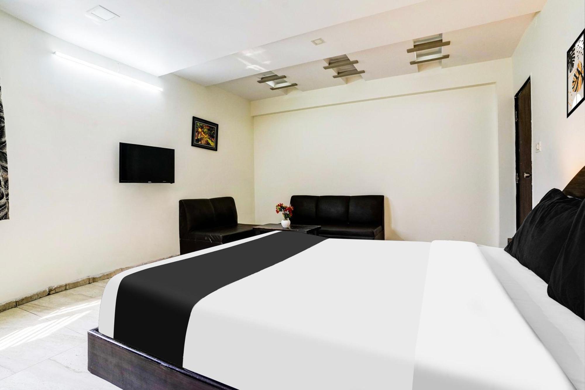 Super Hotel O Nashik Near Vijay Mamta Theatre Formerly Sahara Inn Zewnętrze zdjęcie
