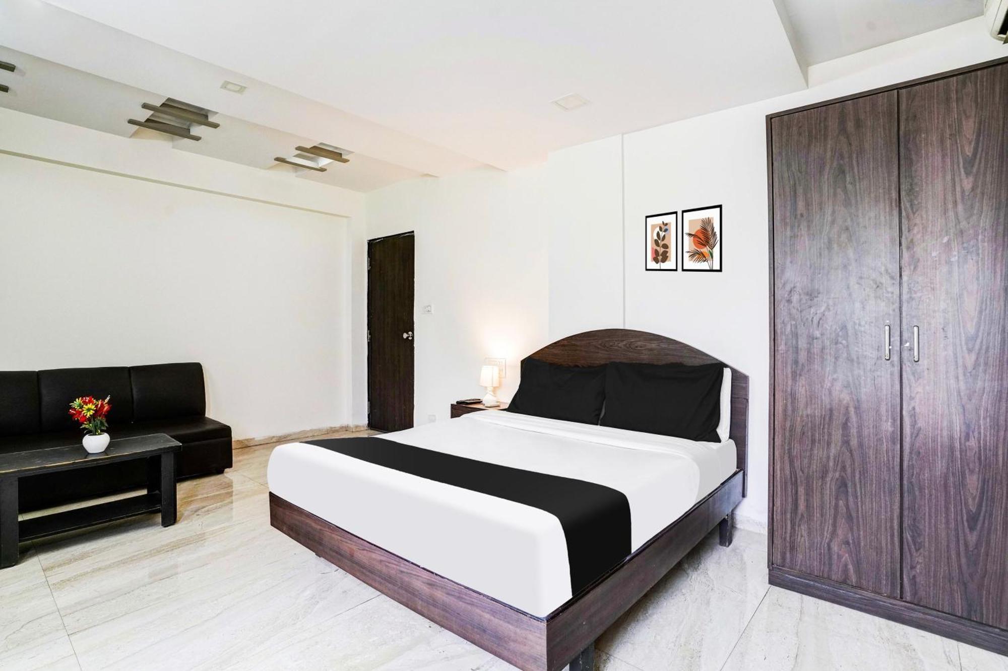 Super Hotel O Nashik Near Vijay Mamta Theatre Formerly Sahara Inn Zewnętrze zdjęcie