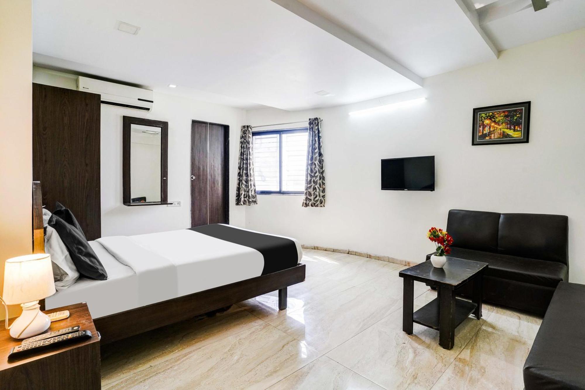Super Hotel O Nashik Near Vijay Mamta Theatre Formerly Sahara Inn Zewnętrze zdjęcie